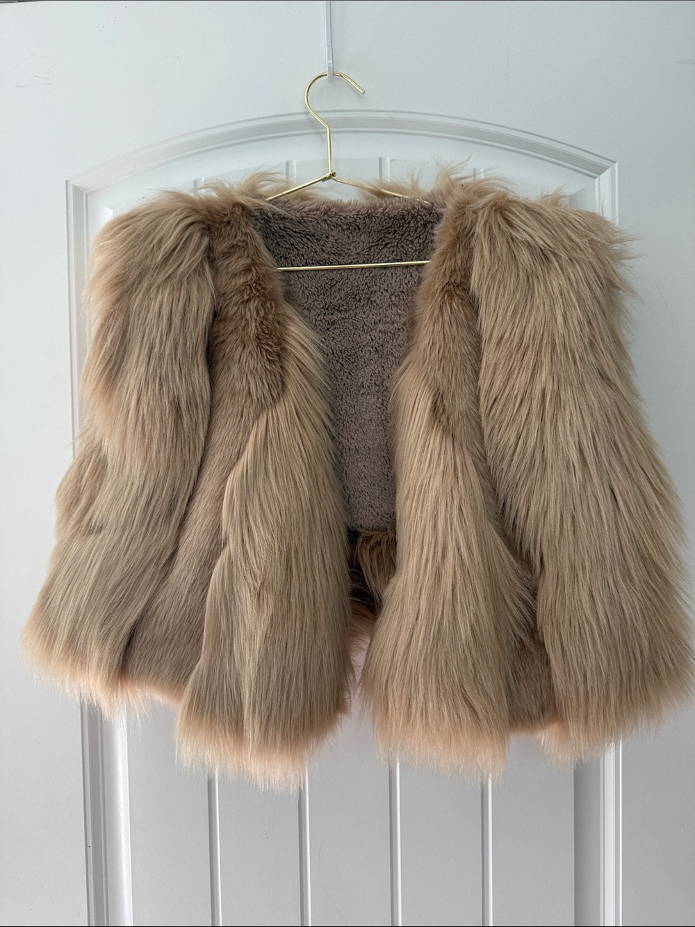 Women’s Faux Fur Vest - Tan Small